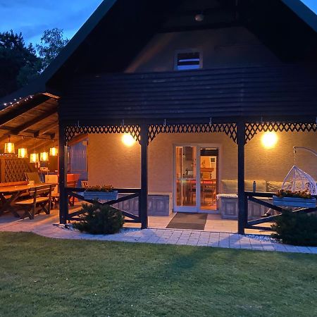 Szmaragdowy Domek Nowy Wisnicz Экстерьер фото